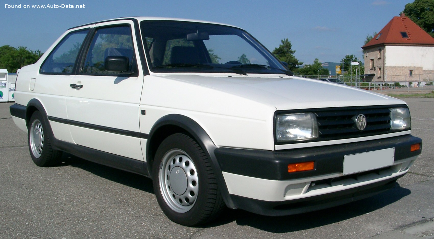 Volkswagen Jetta II 2 doors Facelift 1987 Fiche Technique 