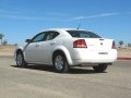 Dodge Avenger Sedan - Fotografie 2