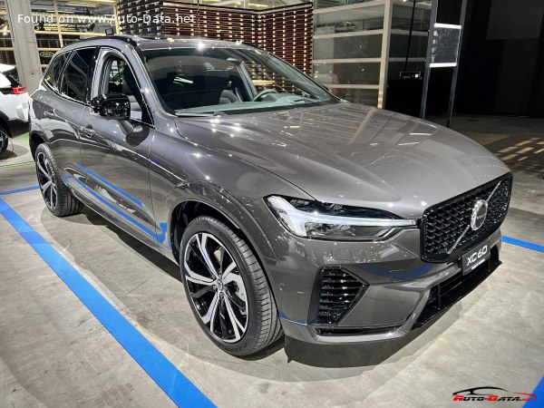 2022 Volvo XC60 II (facelift 2021) - Fotografia 1