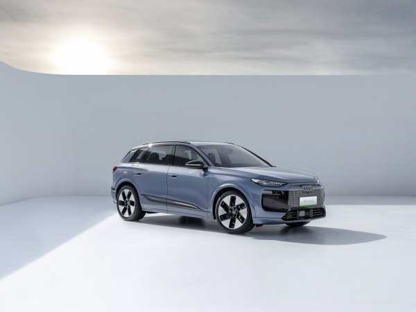2026 Audi Q6L e-tron (GF) - Photo 1