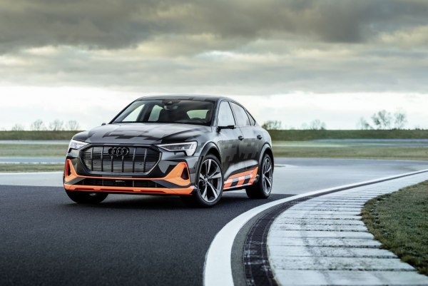 2019 Audi e-tron - Снимка 1