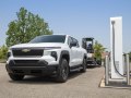 Chevrolet Silverado EV Crew Cab - Photo 8