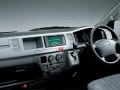 Toyota HiAce V (H200) Commuter - Fotoğraf 3