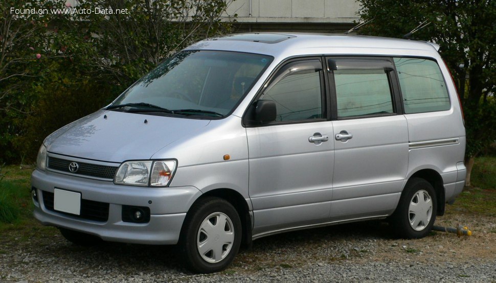 1996 Toyota Noah - Fotoğraf 1