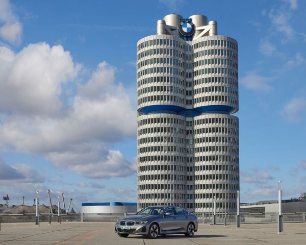 2022 BMW i3 (China) - Снимка 1