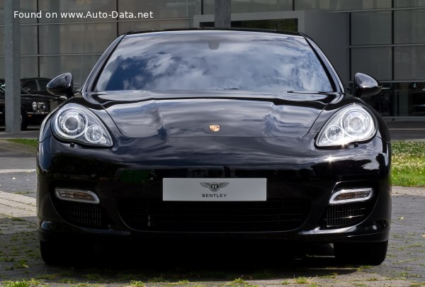 2010 Porsche Panamera (G1) - Снимка 1