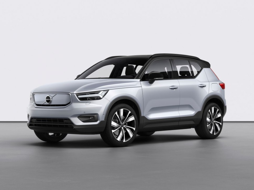 2020 Volvo XC40 Recharge - front , silver paint
