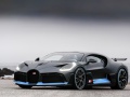 Bugatti Divo - Tekniset tiedot, Polttoaineenkulutus, Mitat
