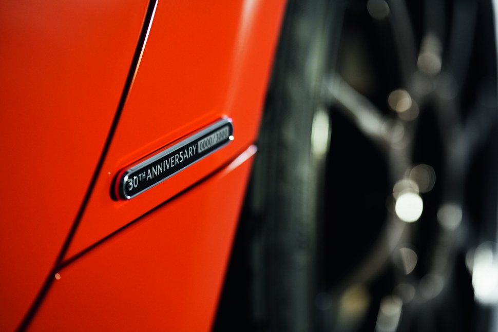 Fender badge of Mazda Miata Special Edition