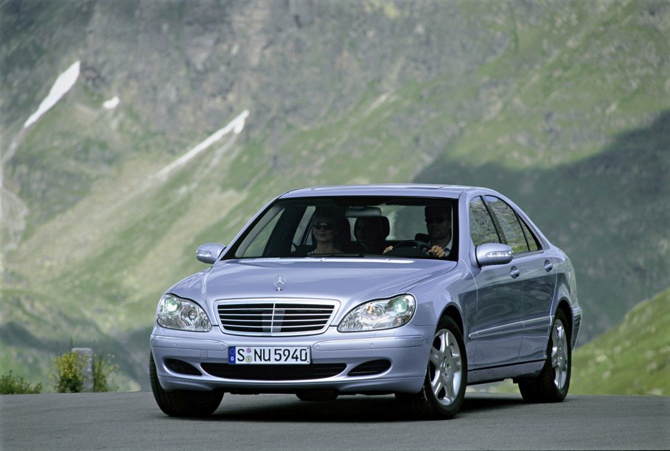 2003 Mercedes-Benz S-Класс (W220, facelift 2002) - Фото 1