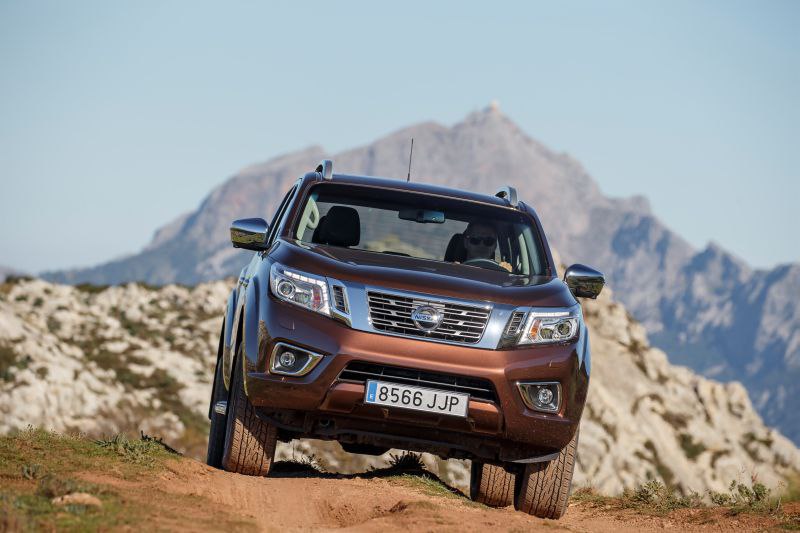 Nissan Navara - brown, front view