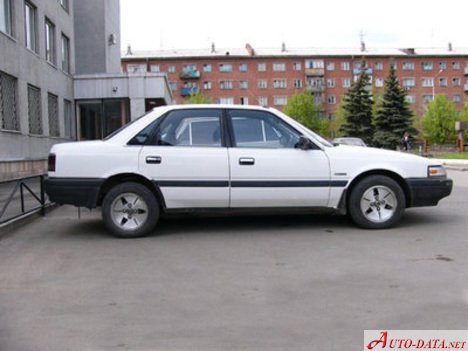 1987 Mazda Capella Hatchback - Снимка 1