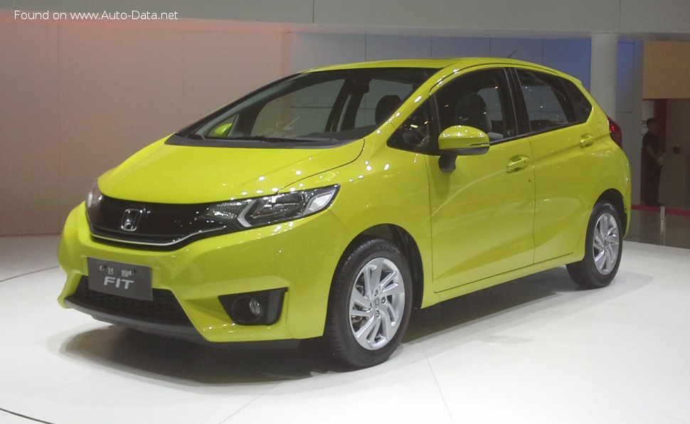 2015 Honda Fit III - Fotoğraf 1