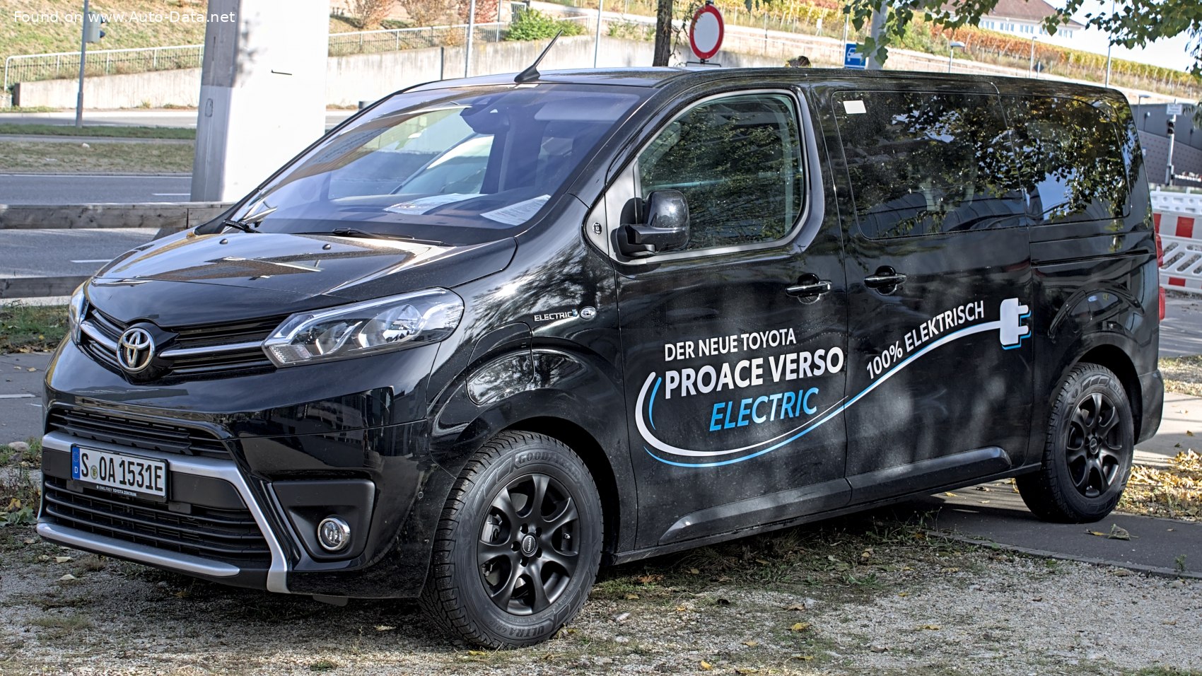 Toyota Proace Verso Electric Review 2021 