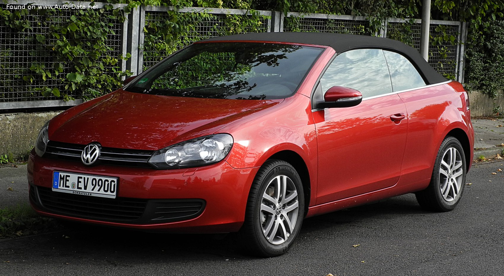 2012 Volkswagen Golf VI Cabriolet GTI 2.0 TSI (210 Hp) DSG | Technical specs, fuel consumption, Dimensions