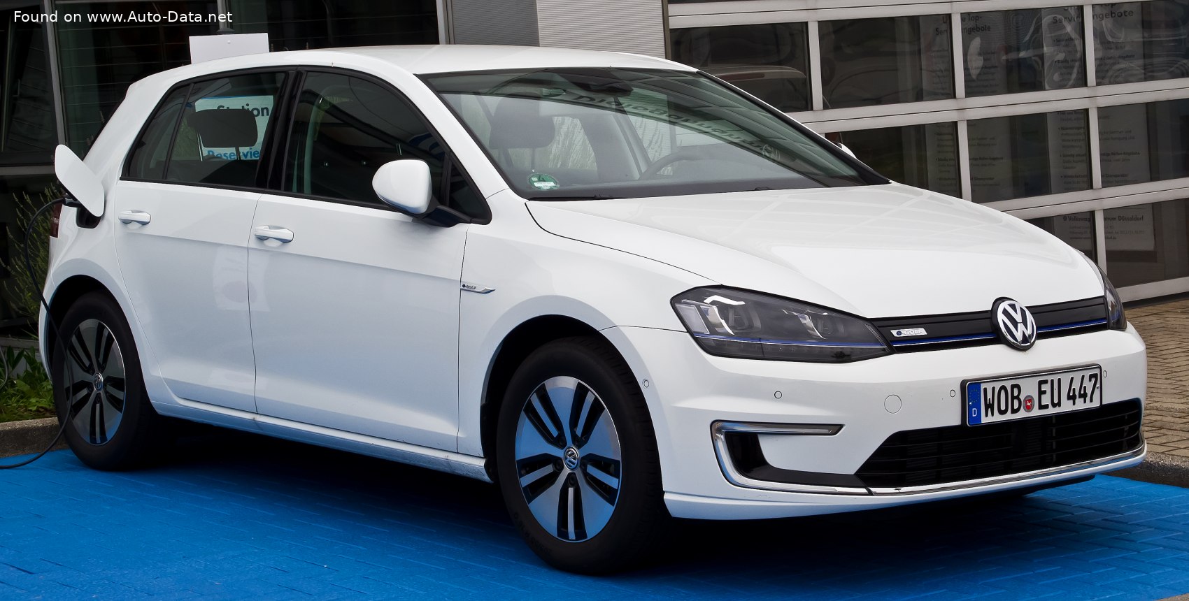 Volkswagen Golf 7 e-Golf specs, range, dimensions