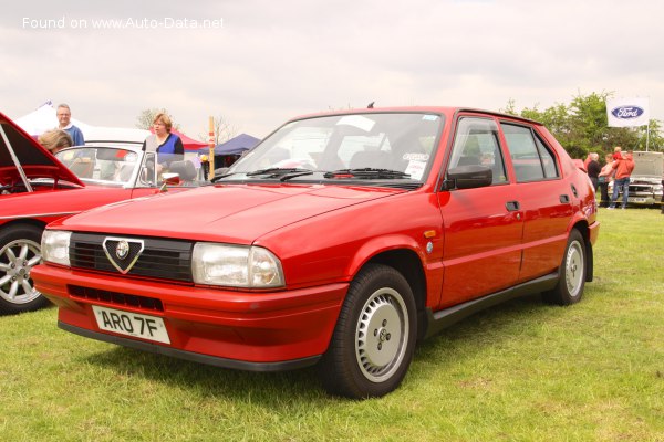 1983 Alfa Romeo 33 (905) - Fotoğraf 1