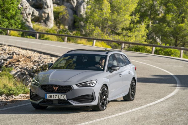 2021 Cupra Leon Sportstourer - Bilde 1