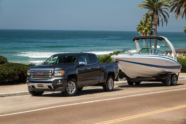 2015 GMC Canyon II Crew cab Long box - Fotoğraf 1