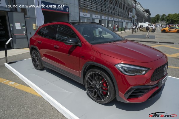 2020 Mercedes-Benz GLA (H247) - Fotografia 1