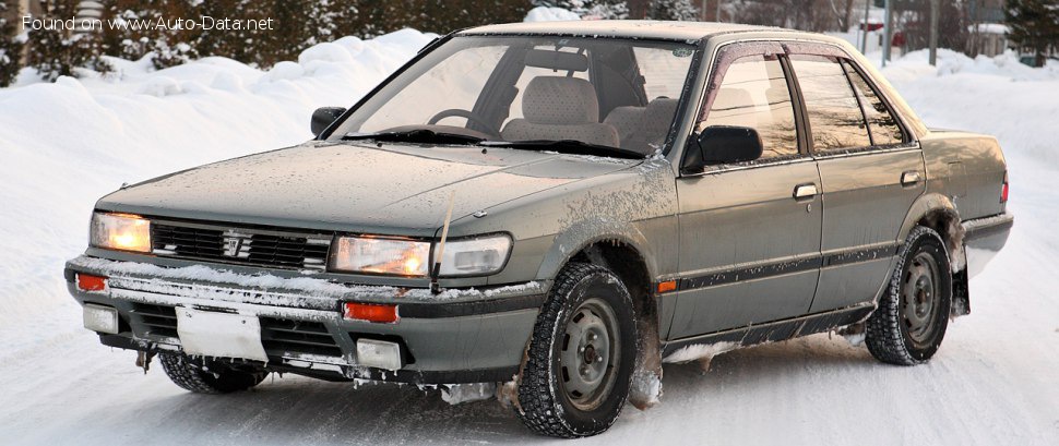 1987 Nissan Bluebird (U12) - Fotografie 1