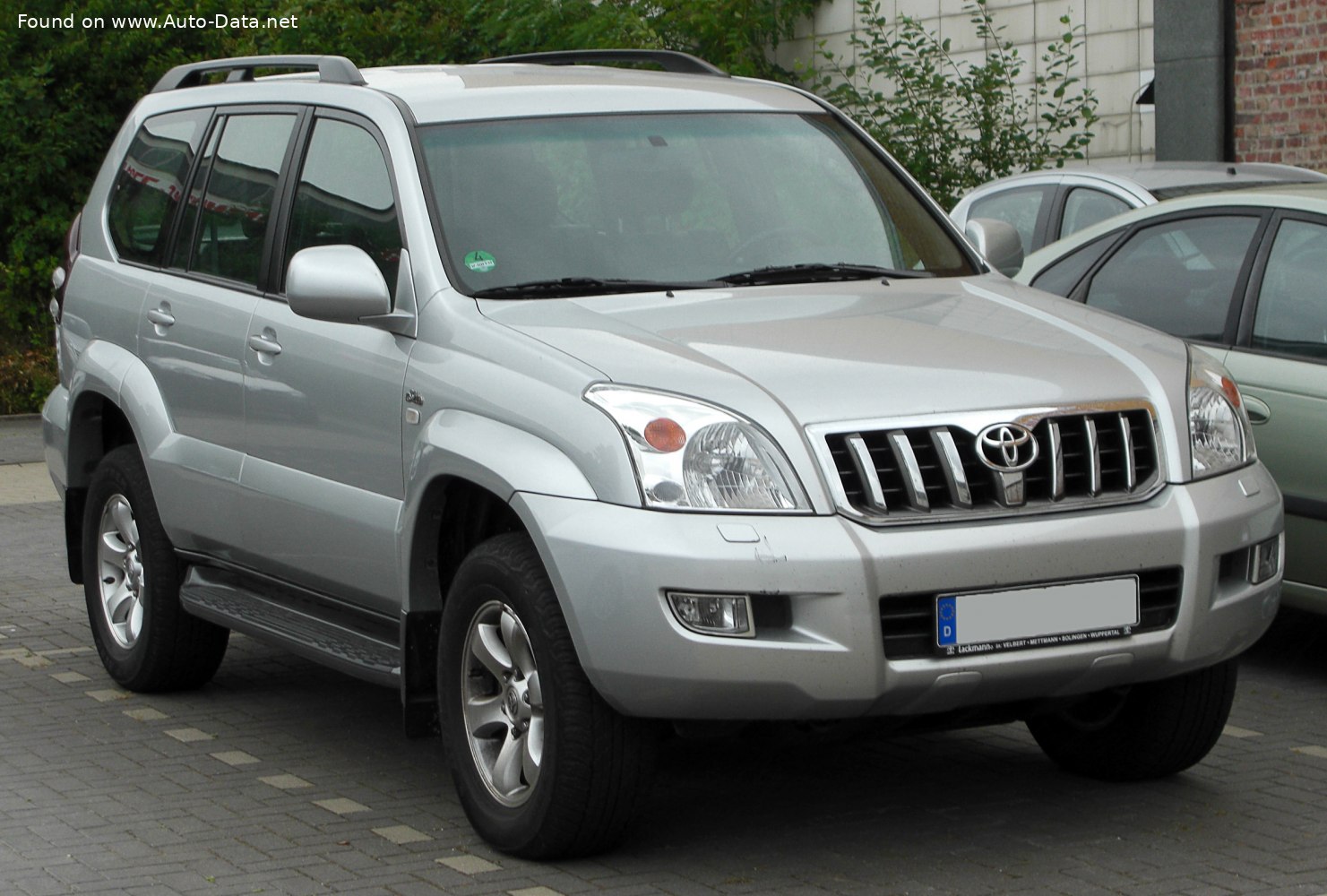 2002 Toyota Land Cruiser (120) Prado | Fiche technique, Consommation de ...