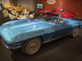 1965 Chevrolet Corvette Convertible (C2) - Фото 3