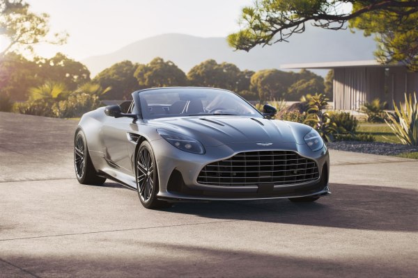 2024 Aston Martin DB12 Volante - εικόνα 1