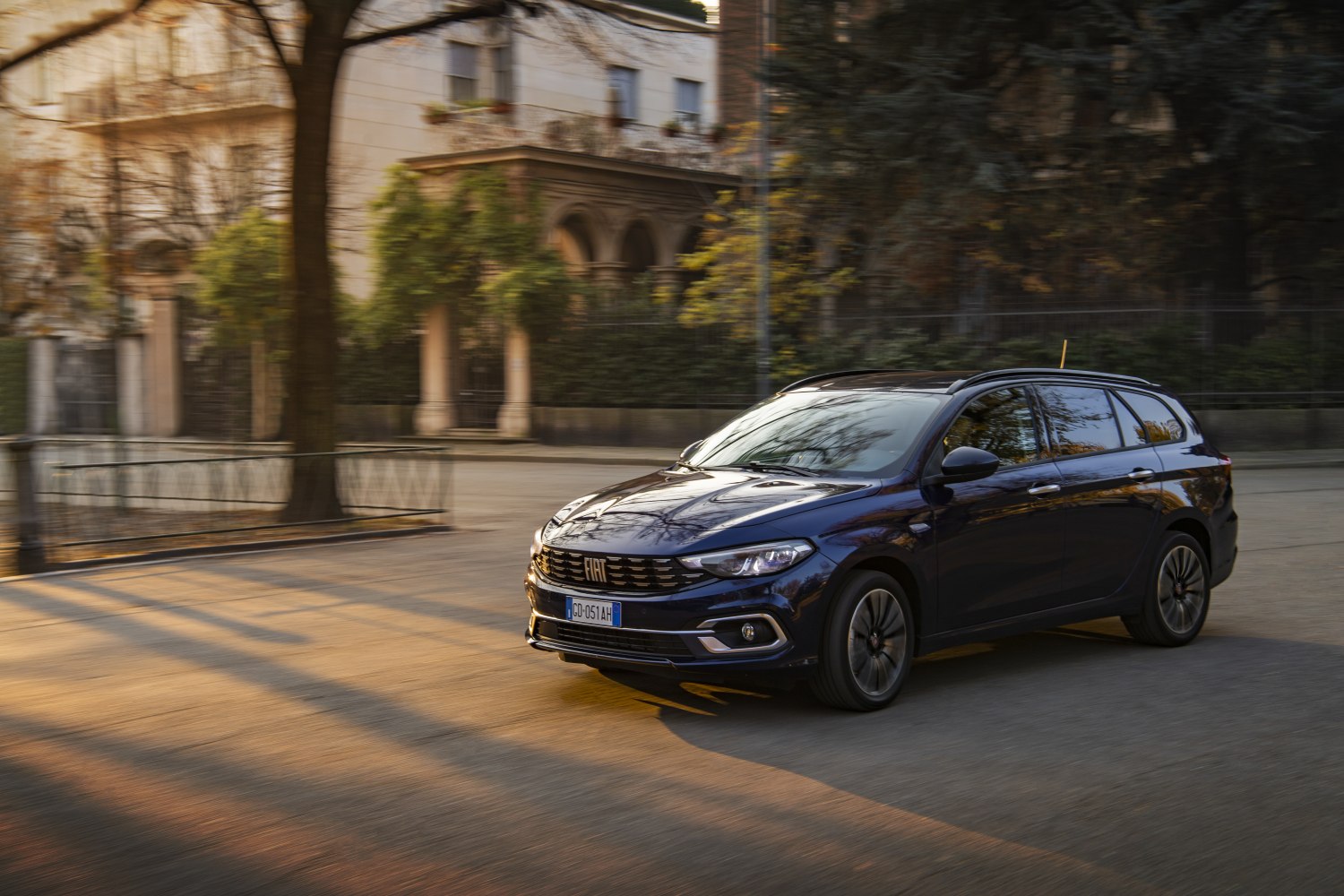 FIAT Tipo 2015-2020 Dimensions Side View