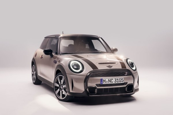 2021 Mini Hatch (F56, facelift 2021) 3-door - Foto 1