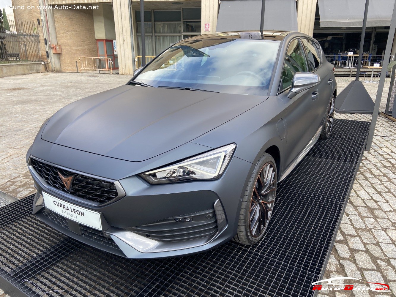 Conducimos el Cupra León e-Hybrid: 245 CV para los nuevos tiempos