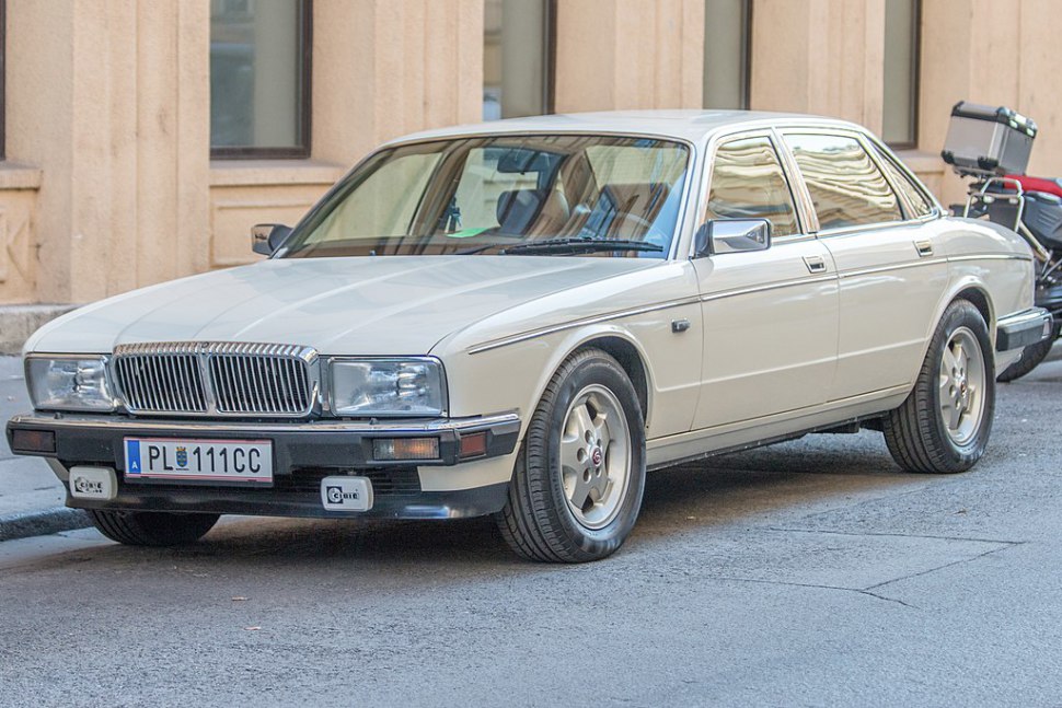 1993 Daimler Daimler Double Six - Снимка 1