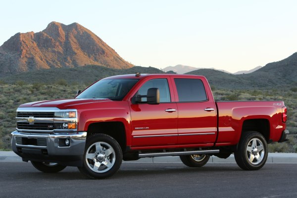 2015 Chevrolet Silverado 2500 HD III (K2XX) Crew Cab Standard Box - Fotografia 1