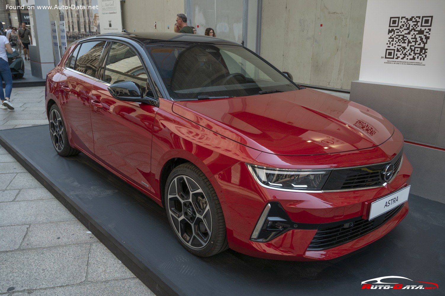 2021 Opel Astra L 1.6 Turbo (180 Hp) Plug-in Hybrid Automatic