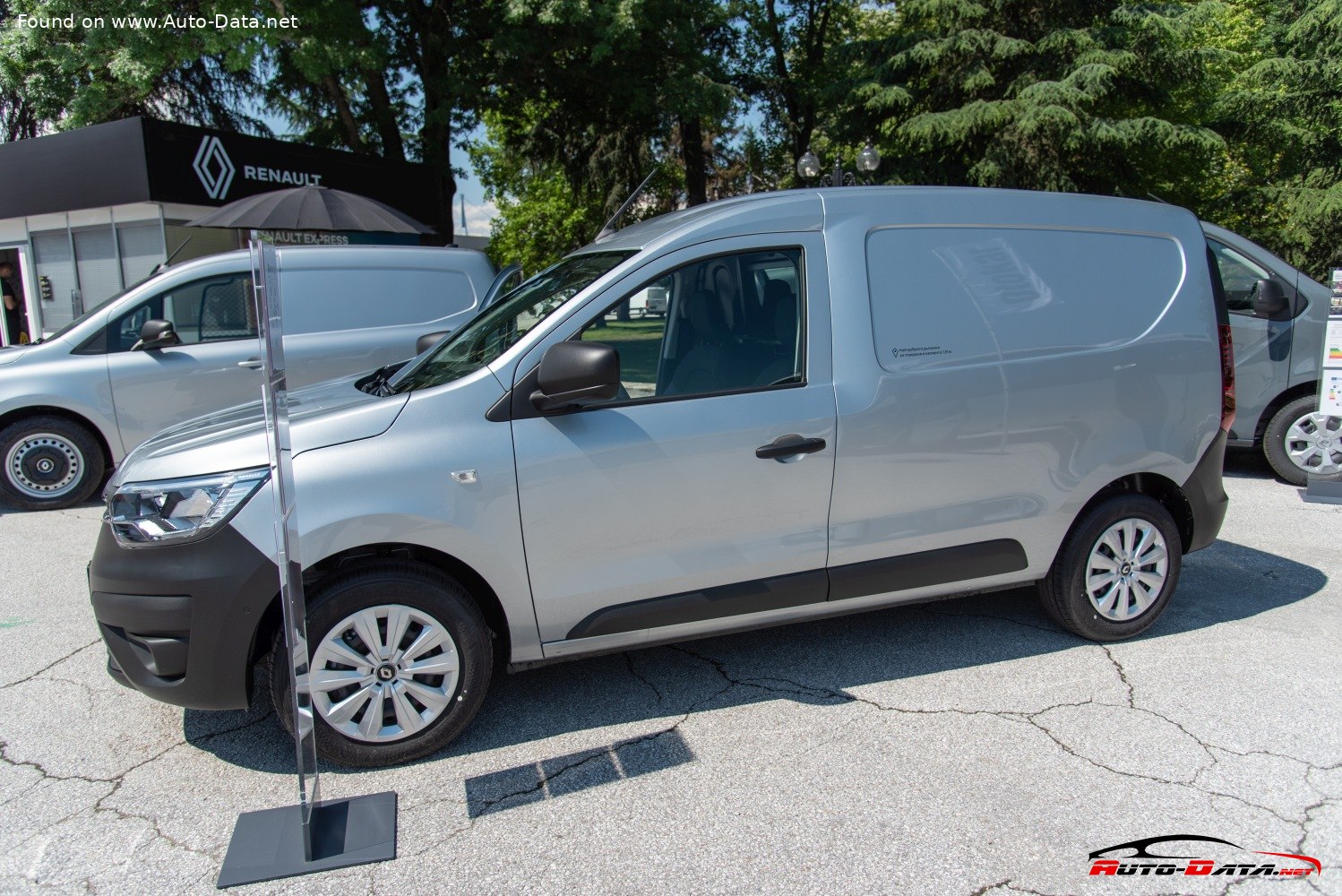 Renault Kangoo 2 Phase 2 Express Blue dCi 95 specs, dimensions