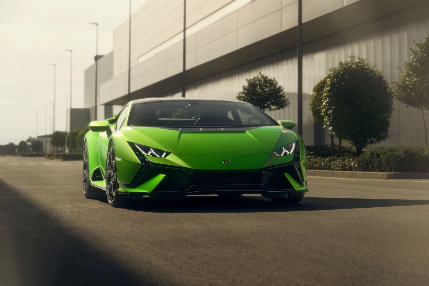 2022 Lamborghini Huracan Tecnica (facelift 2022)  V10 (640 CV) LDF | Ficha  técnica y consumo , Medidas