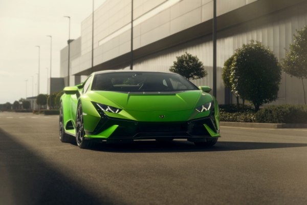 2022 Lamborghini Huracan Tecnica (facelift 2022) - Foto 1