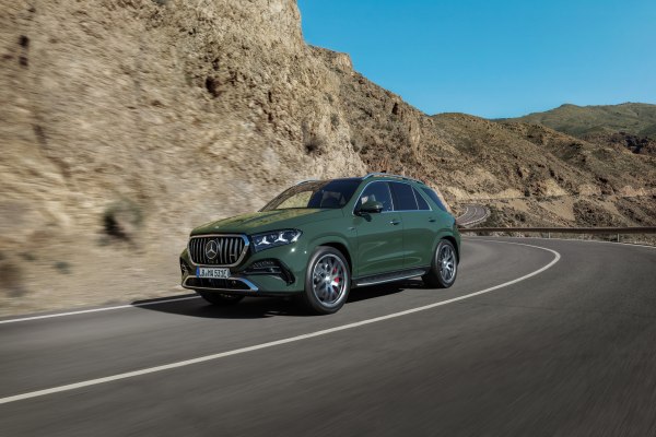 2027 Mercedes-Benz GLE SUV (V167, facelift 2026) - Photo 1