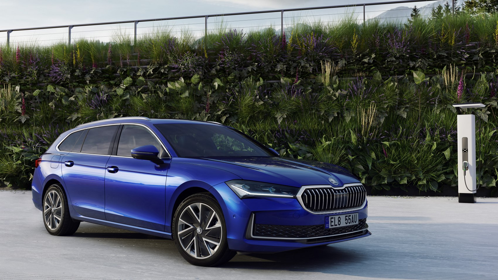 Skoda Superb IV Combi IV 1 5 TSI 204 Hp Plug in Hybrid DSG 