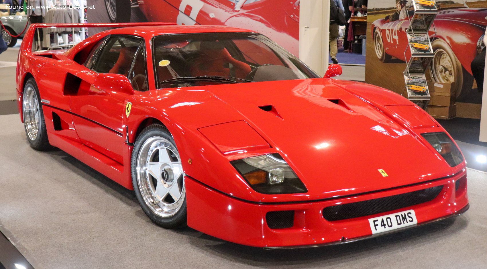 1987 Ferrari F40 2.9 i V8 32V (478 CH)  Fiche technique, consommation de  carburant , Dimensions