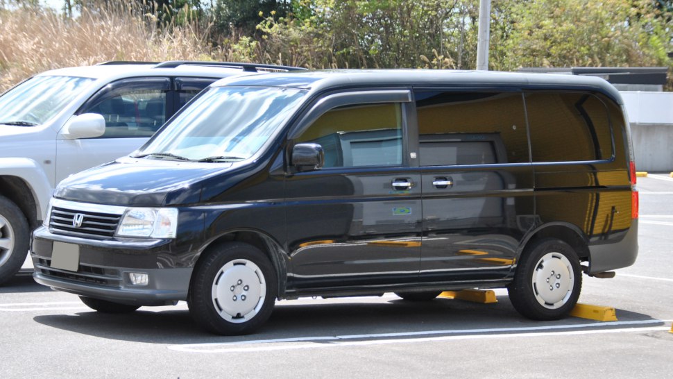 Honda stepwgn rg2