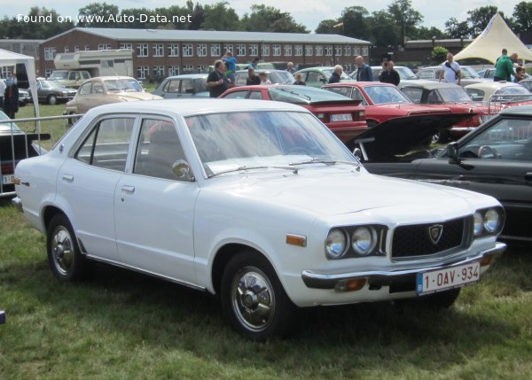 1971 Mazda RX-3 Sedan (S102A) - Fotografia 1