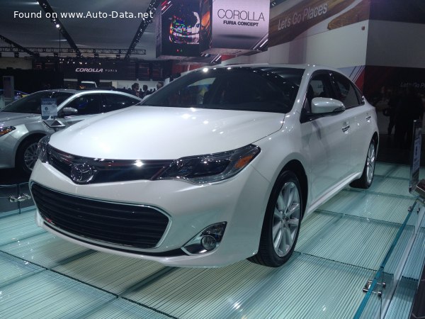 2013 Toyota Avalon IV - Kuva 1