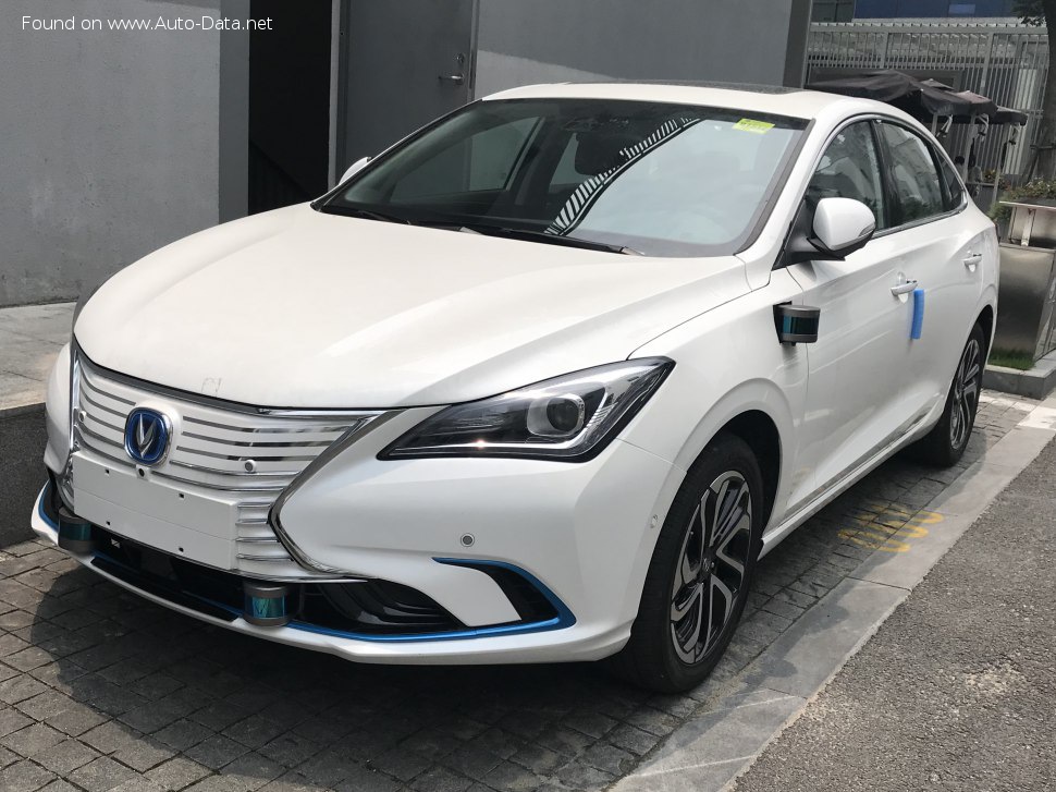 2018 ChangAn Eado II - Kuva 1