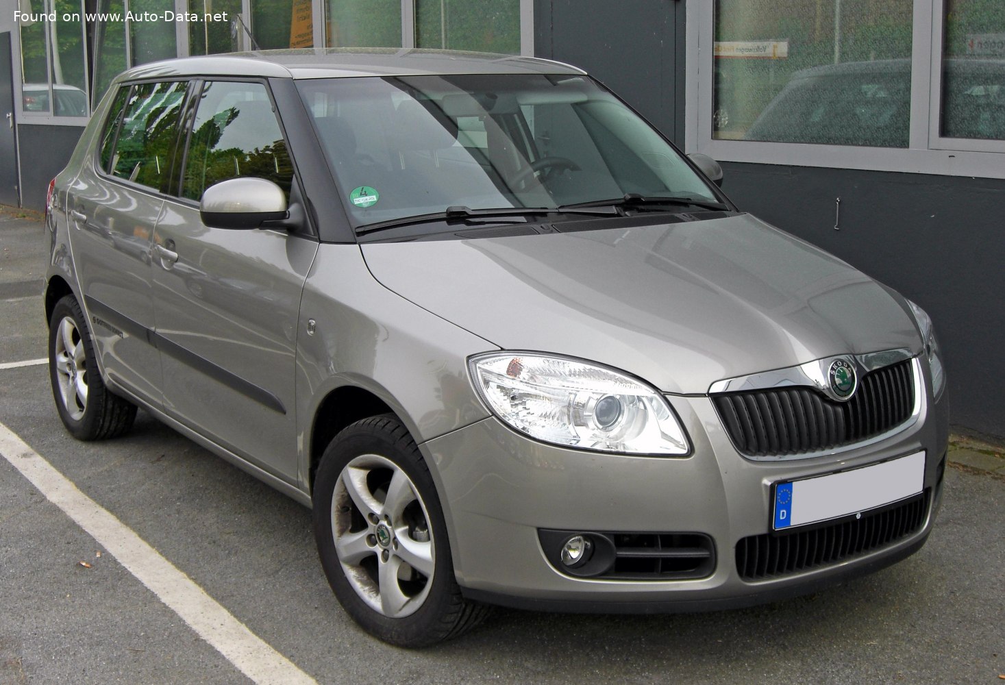 Skoda Fabia II technical specifications and fuel consumption —