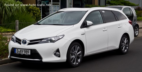 2013 Toyota Auris II Touring Sports - Kuva 1