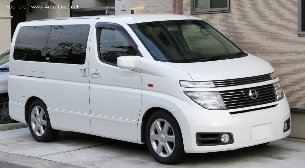 2002 Nissan Elgrand (E51) - Kuva 1