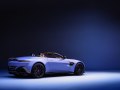 Aston Martin V8 Vantage Roadster (2018) - Фото 9