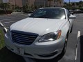 Chrysler 200 I Convertible - Photo 4