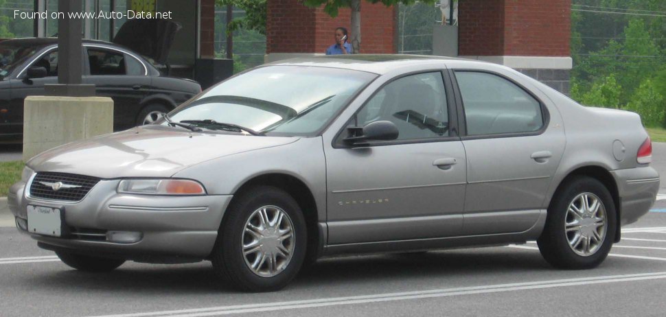 1995 Chrysler Cirrus - Fotoğraf 1